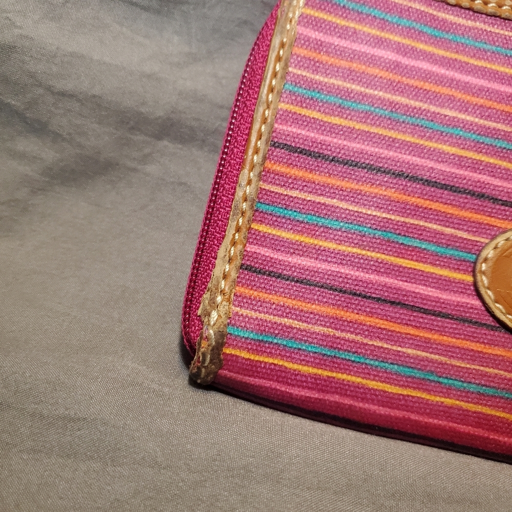 Fossil Key Per Keyper Multicolored Zip Wristlet W… - image 6